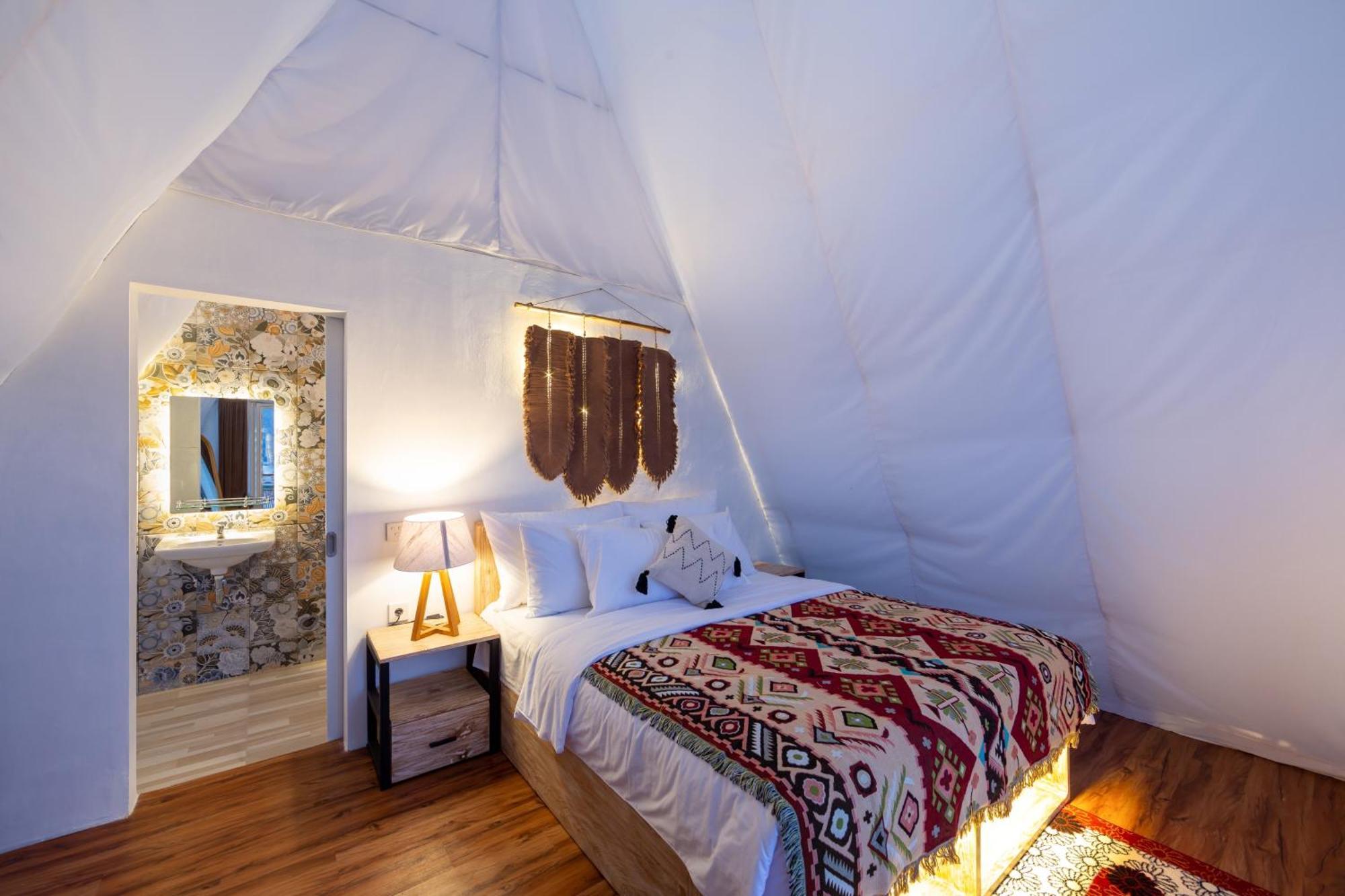 The Dewi Kintamani Luxury Glamping And Natural Hotspring Exterior foto