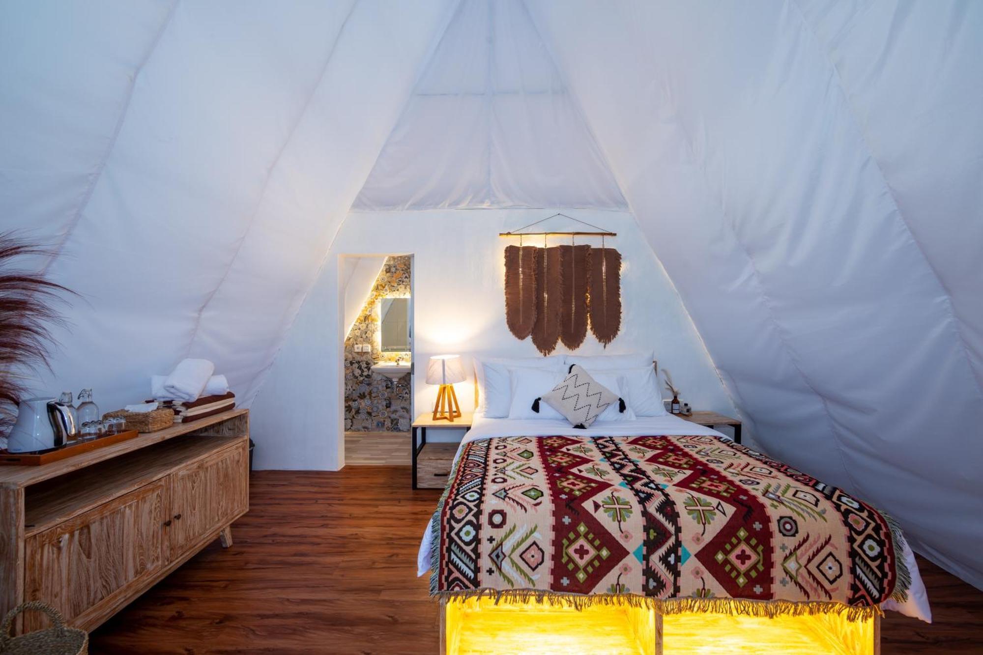 The Dewi Kintamani Luxury Glamping And Natural Hotspring Exterior foto